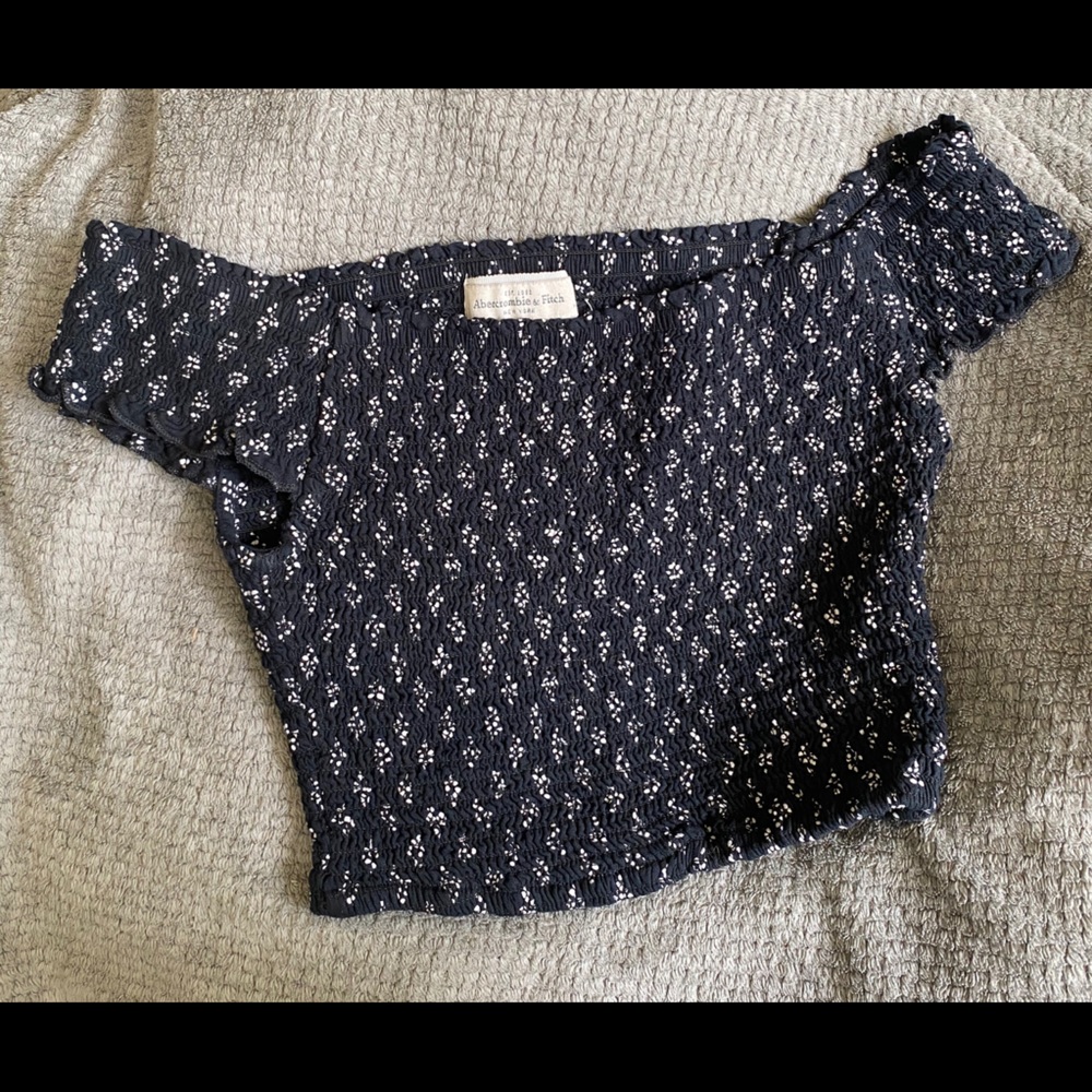 Patterned off the shoulder crop top